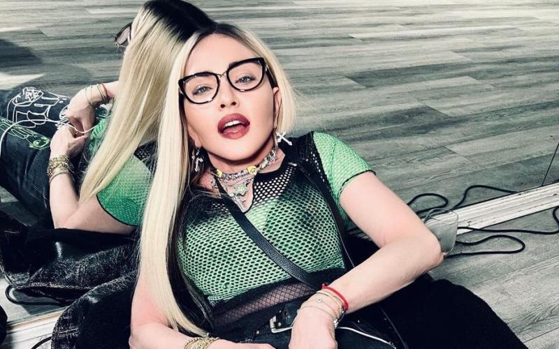 Madonna: «Γιατί να μοιάζει με μια κακοφτιαγμένη Barbie;»