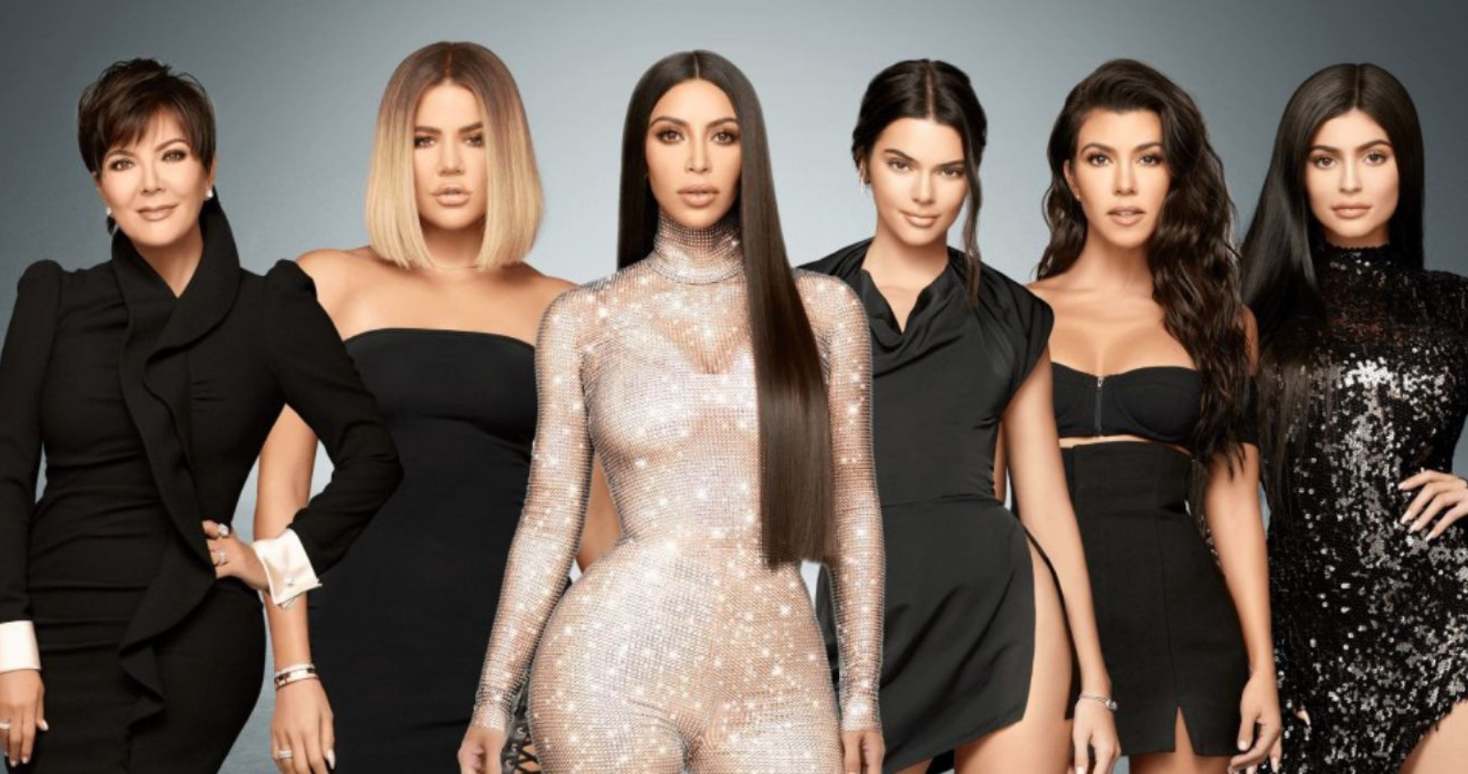 The Kardashians στα μαύρα - Eπική οικογενειακή φωτογράφιση 