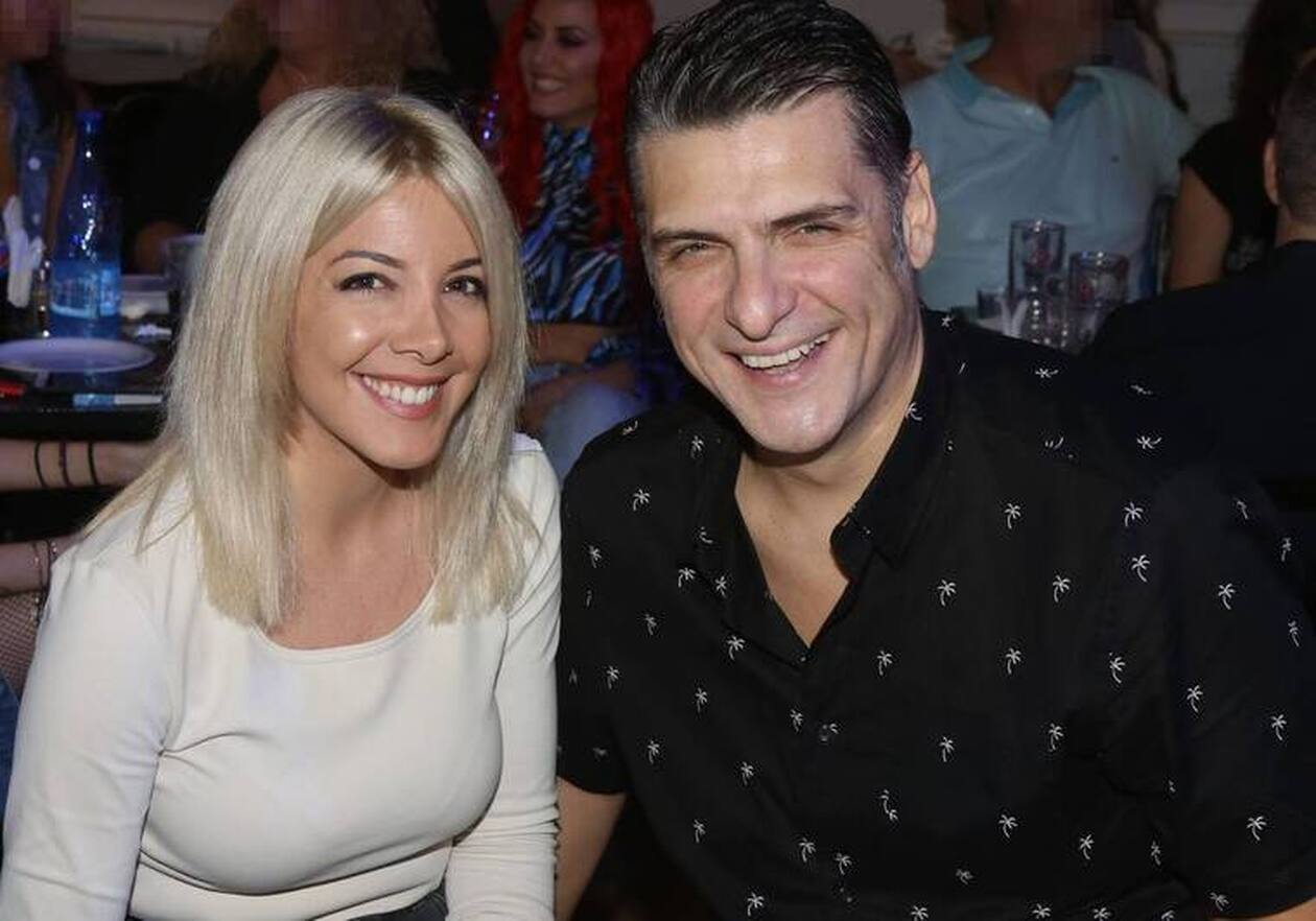 Χρίστος Αντωνιάδης: Έγινε μπαμπάς! Γέννησε δίδυμα η σύζυγός του - Οι πρώτες φώτο