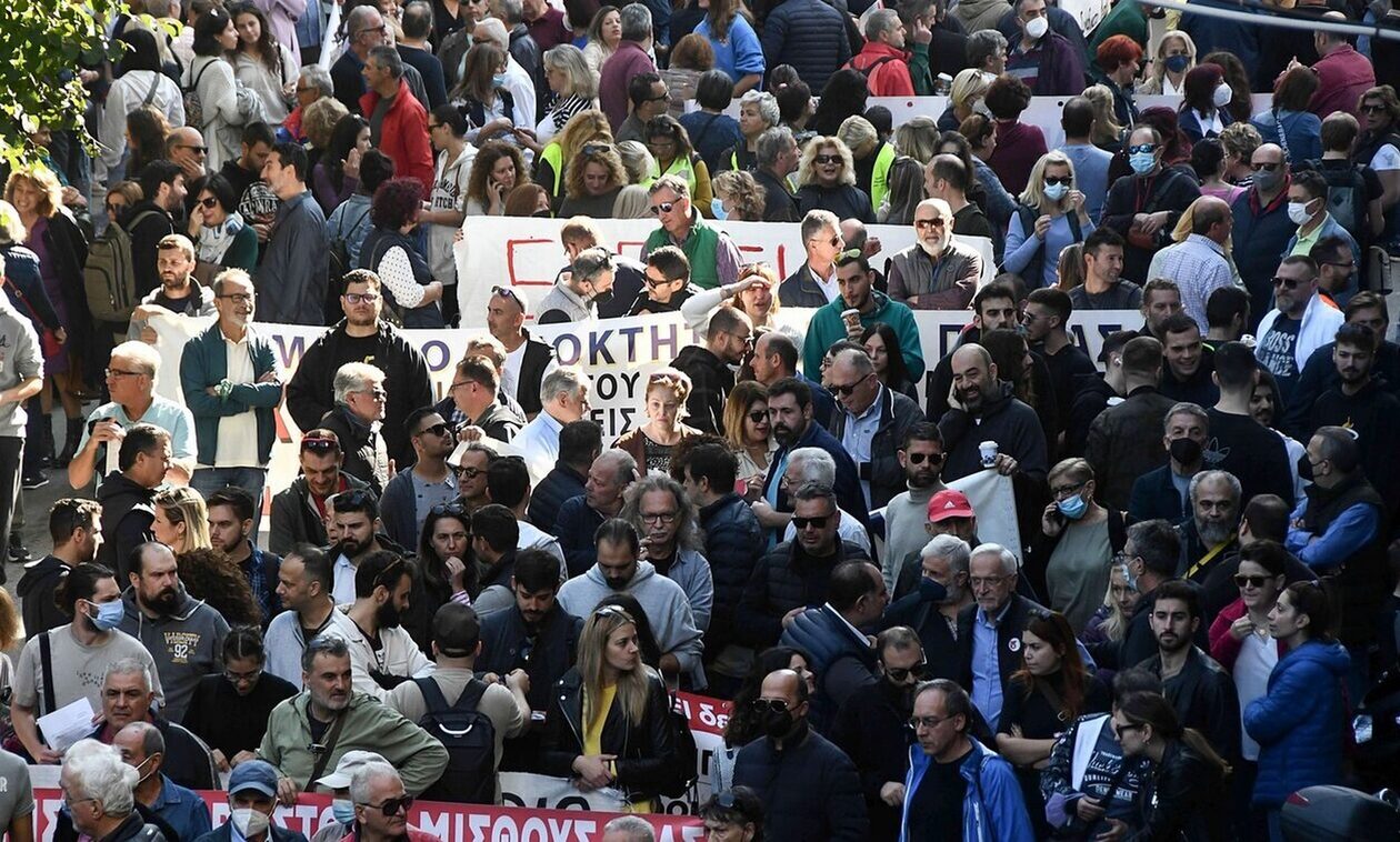 Απεργία: Παραλύει η χώρα - Ποιοι συμμετέχουν, πώς θα κινηθούν τα ΜΜΜ