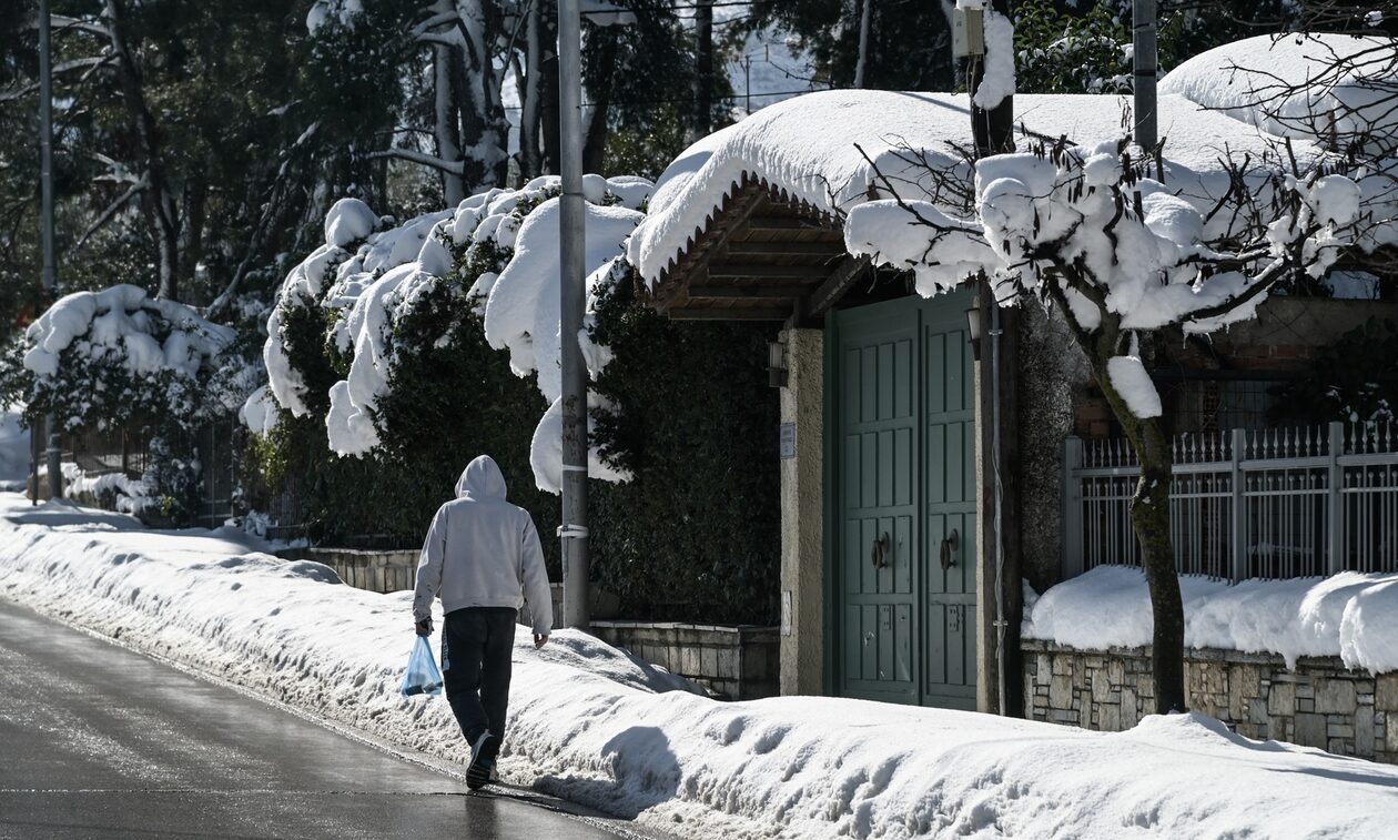 Καιρός: Ξεκινά η νέα ψυχρή εισβολή - Κρύο μέχρι την Κυριακή, σε ποιες περιοχές θα χιονίσει