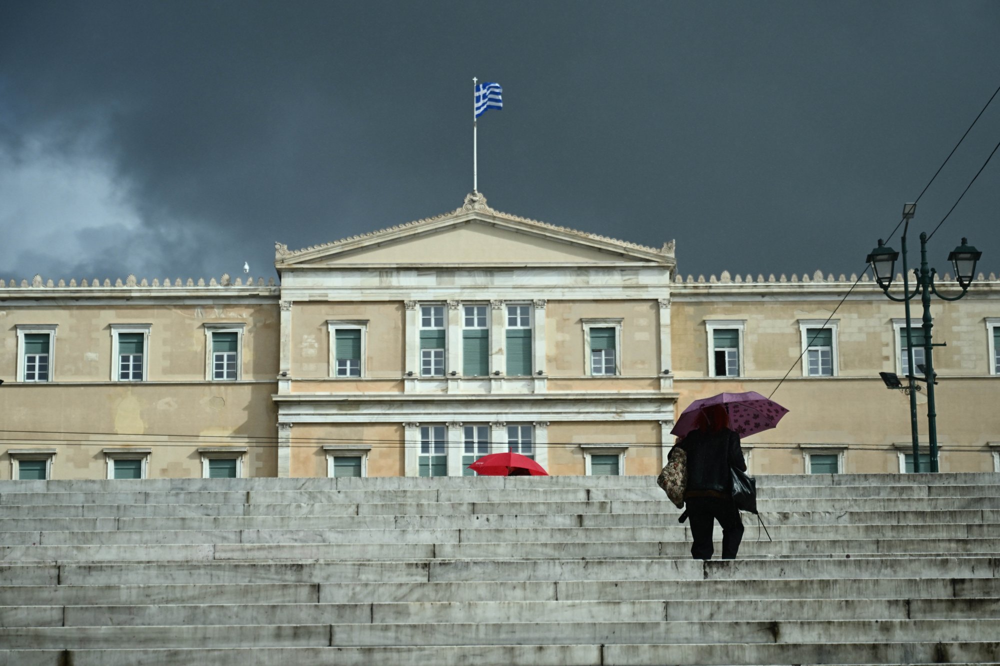 Καιρός σήμερα: Έρχονται βροχές και καταιγίδες