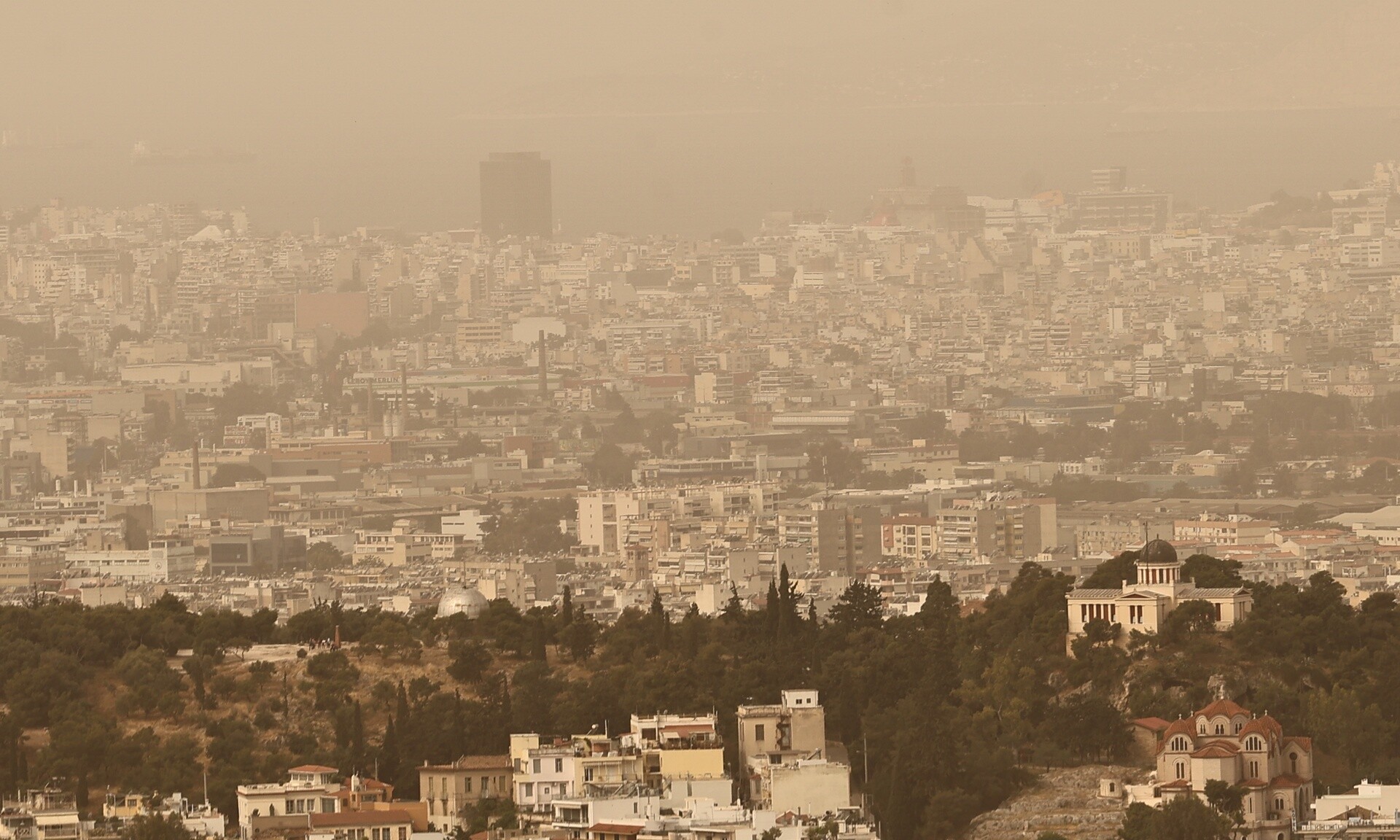 Καιρός: Έντονο και μεγάλης διάρκειας το επεισόδιο αφρικανικής σκόνης - Πού έρχονται 39αρια