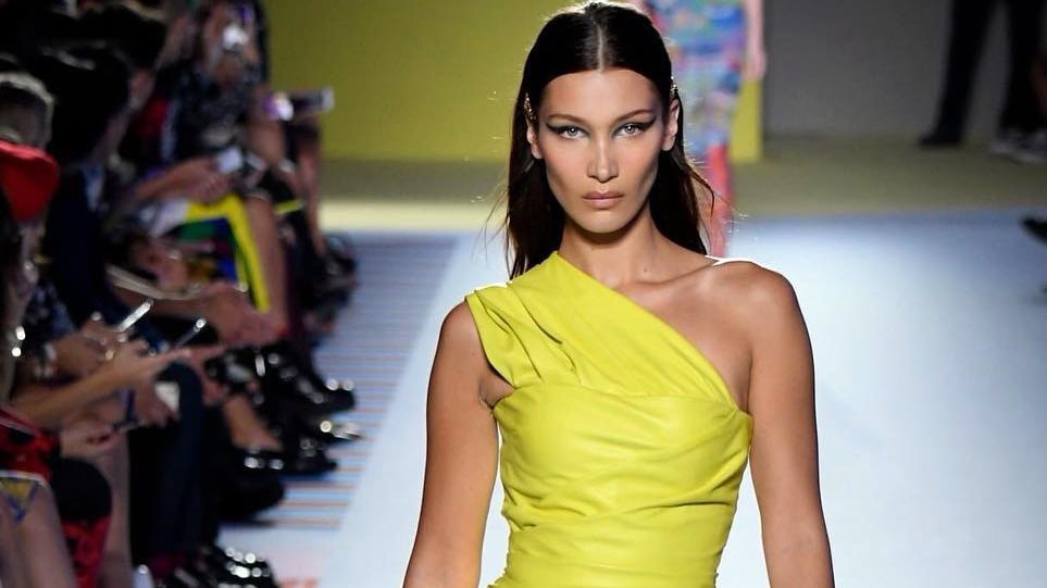 Μπέλα Χαντίντ: Τι είναι η σπάνια νόσος Lyme που την οδήγησε στο νοσοκομείο;