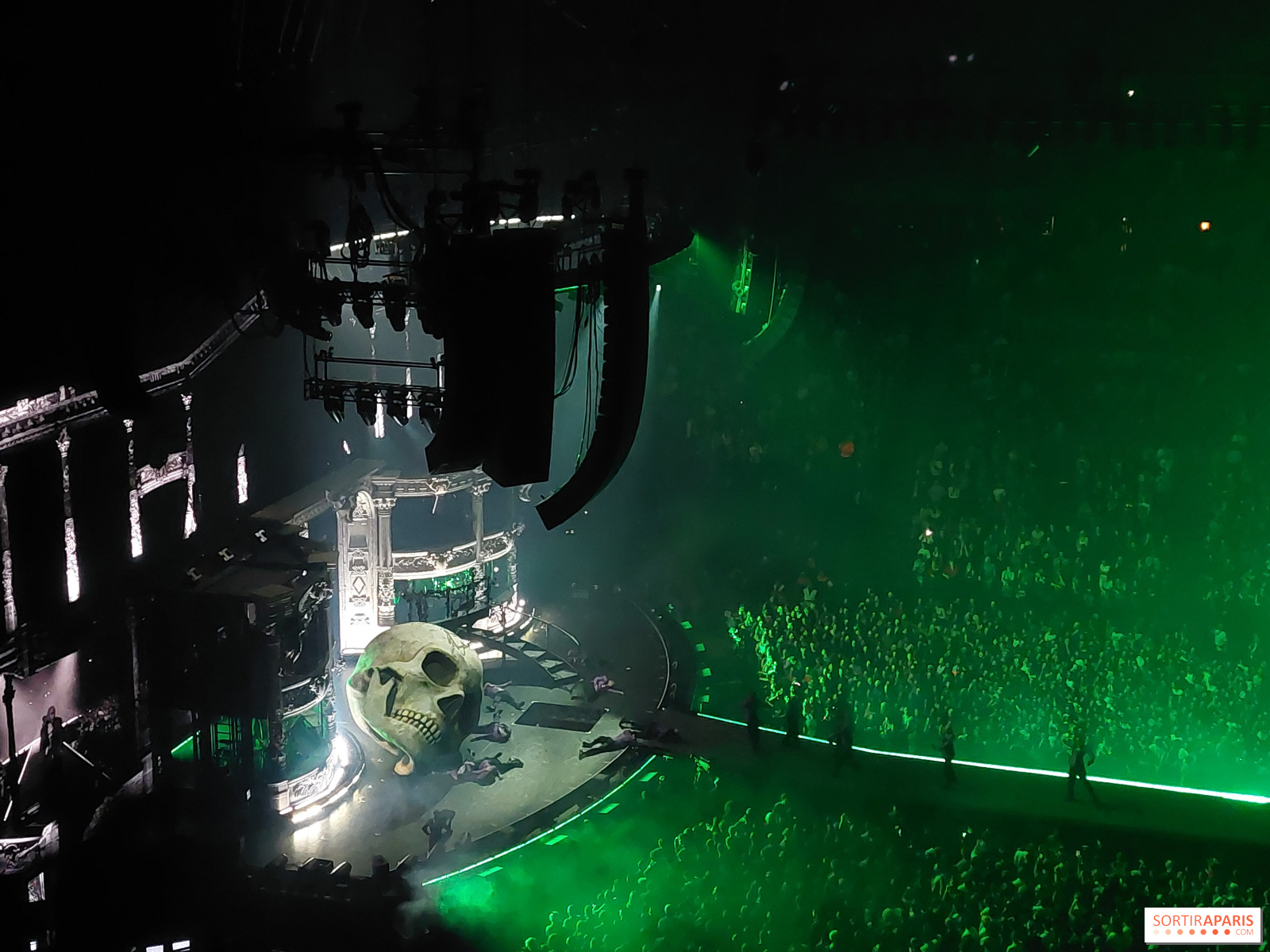 Lady Gaga: Το σοκαριστικό ατύχημα κατά τη διάρκεια συναυλίας της